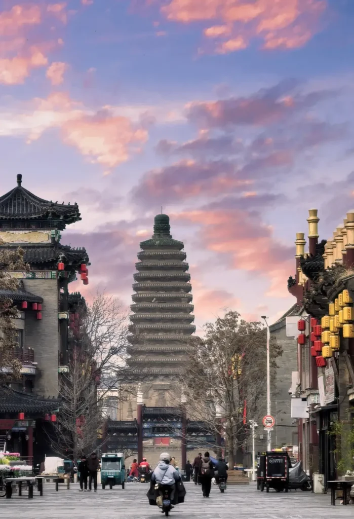 Chaoyang travel guide
Things to do in Chaoyang
Chaoyang attractions
Chaoyang itinerary
Chaoyang fossils
Niuheliang
Jehol Biota