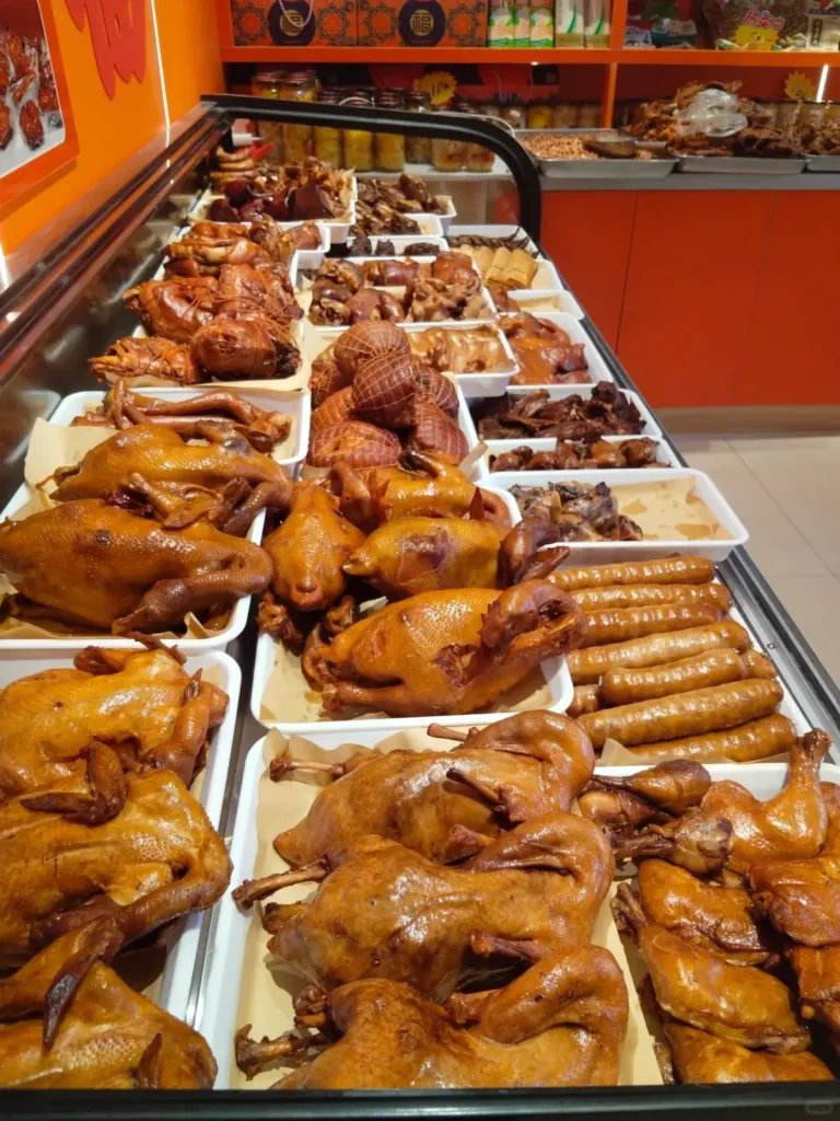 Chaoyang travel guide
Things to do in Chaoyang
Chaoyang attractions
Chaoyang itinerary
Chaoyang fossils
Niuheliang
Jehol Biota
