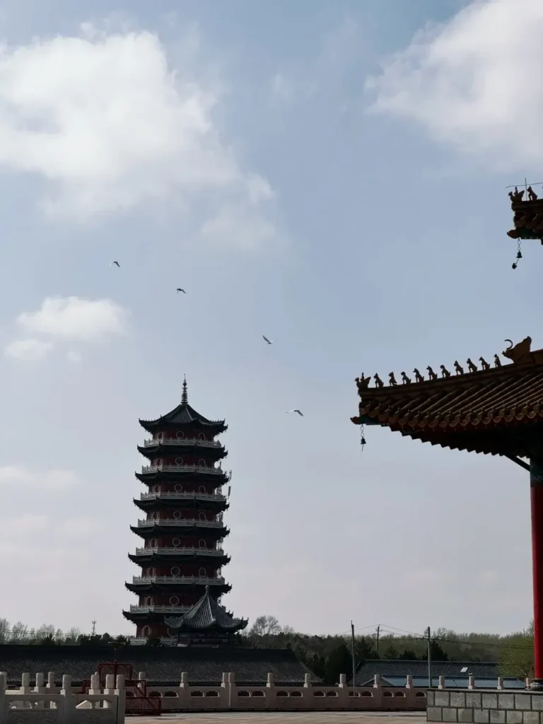 Songyuan travel guide
Things to do in Songyuan
Songyuan attractions
Songyuan itinerary
Chagan Lake
Winter Fishing
Qianguo Grassland
Longhua Temple