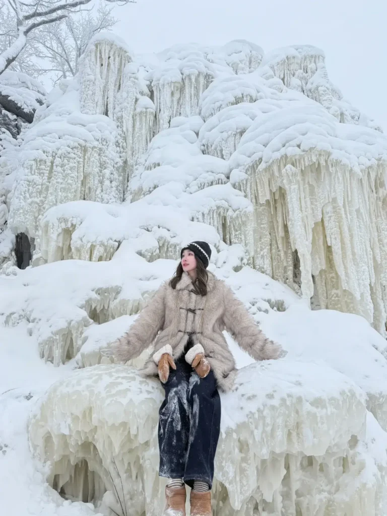 Jilin City travel guide
things to do in Jilin City
Jilin City itinerary
Jilin rime ice
Wusong Dao
Vanke Songhua Lake ski resort
Manchu copper hot pot