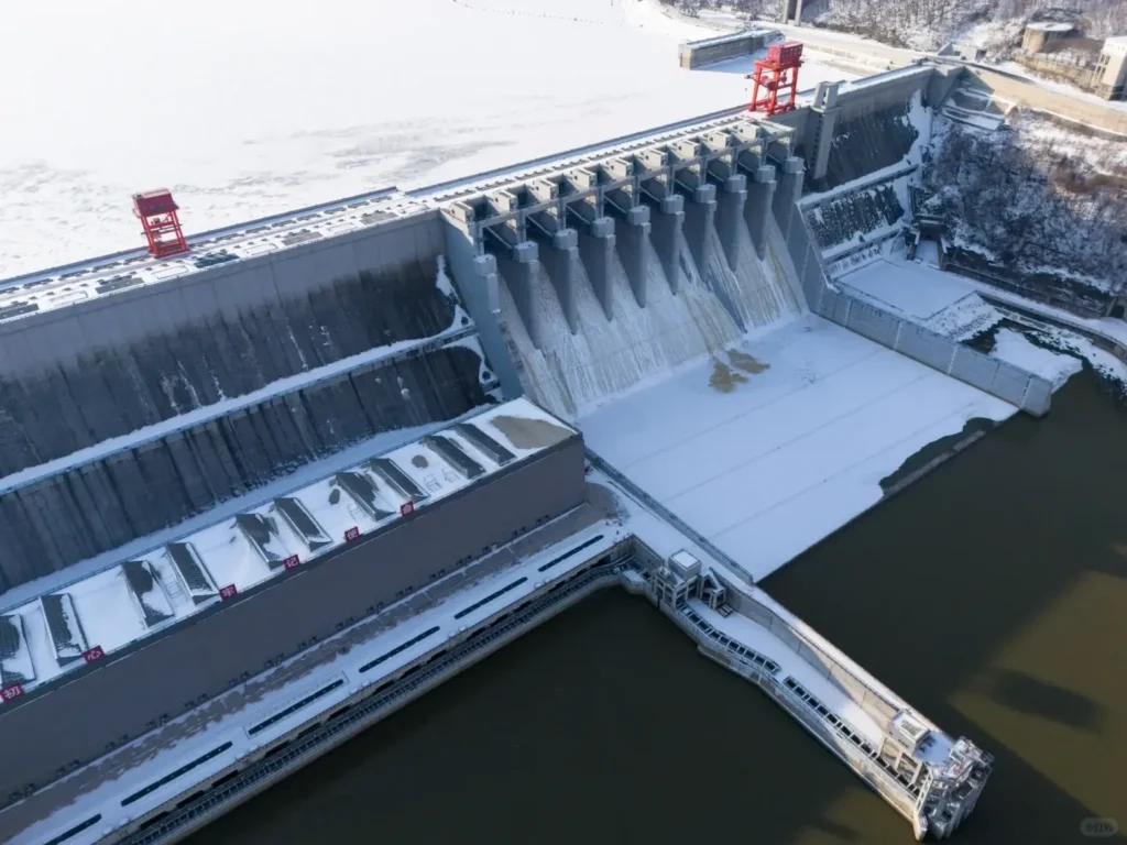 Jilin City travel guide
things to do in Jilin City
Jilin City itinerary
Jilin rime ice
Wusong Dao
Vanke Songhua Lake ski resort
Manchu copper hot pot