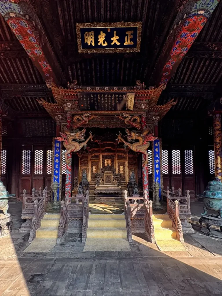Visiting the Shenyang Imperial Palace is one of the top things to do in Shenyang outlined in this Shenyang travel guide.
Shenyang travel guide
Things to do in Shenyang
Shenyang attractions
Shenyang itinerary
Shenyang Imperial Palace
Zhaoling Tomb
Mukden