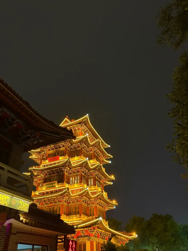 Cruising the Grand Canal to discover the top Cangzhou attractions.
Cangzhou travel guide
Things to do in Cangzhou
Cangzhou attractions
Cangzhou itinerary
Grand Canal
Wuqiao Acrobatics
Iron Lion