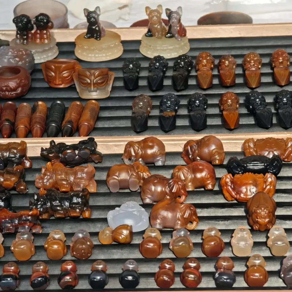 Exploring the agate markets is a key highlight in this expert itinerary.
Fuxin travel guide
Things to do in Fuxin
Fuxin attractions
Fuxin itinerary
Fuxin Agate
Haitang Mountain
Ruiying Temple