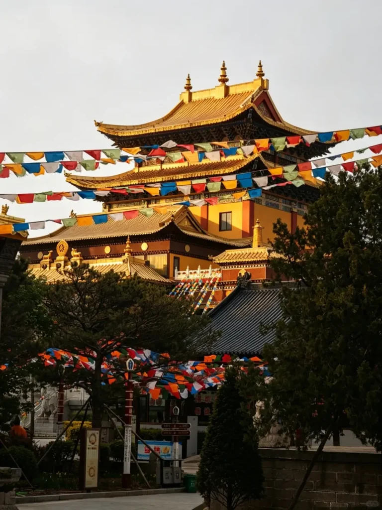 Visiting Ruiying Temple is one of the top Fuxin attractions outlined in this Fuxin travel guide.
Fuxin travel guide
Things to do in Fuxin
Fuxin attractions
Fuxin itinerary
Fuxin Agate
Haitang Mountain
Ruiying Temple
