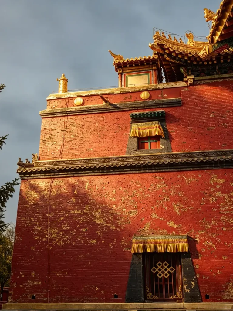 Fuxin travel guide
Things to do in Fuxin
Fuxin attractions
Fuxin itinerary
Fuxin Agate
Haitang Mountain
Ruiying Temple
