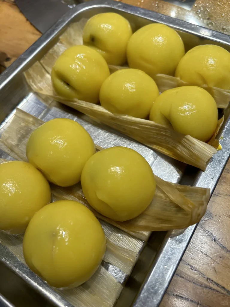 Nian Doubao (Sticky Bean Buns)