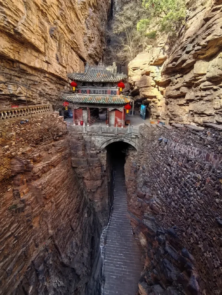 Visiting Cangyan Mountain is one of the top things to do in Shijiazhuang.
Shijiazhuang travel guide
Things to do in Shijiazhuang
Shijiazhuang attractions
Shjiazhuang itinerary
Zhengding Ancient City
Cangyan Mountain
