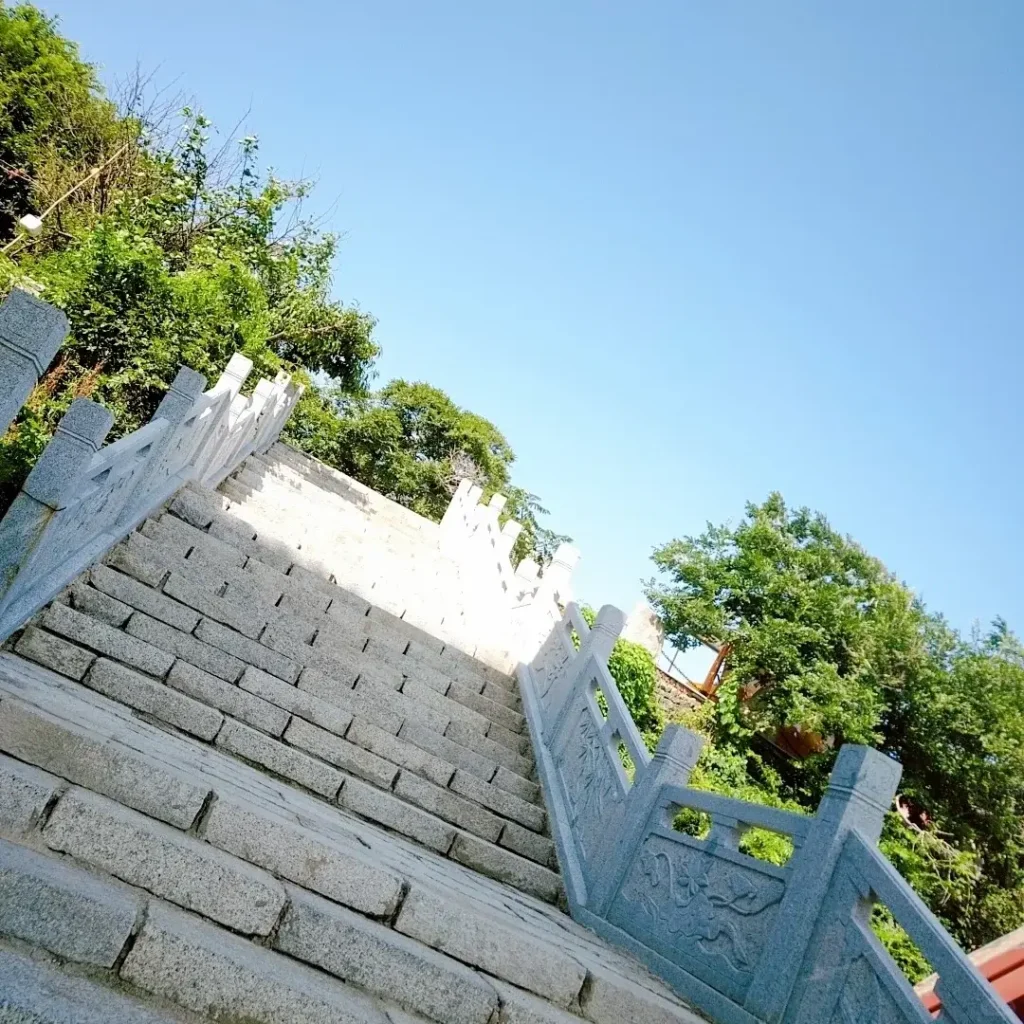 Exploring Juehua Island is a core feature of this comprehensive Huludao travel guide.