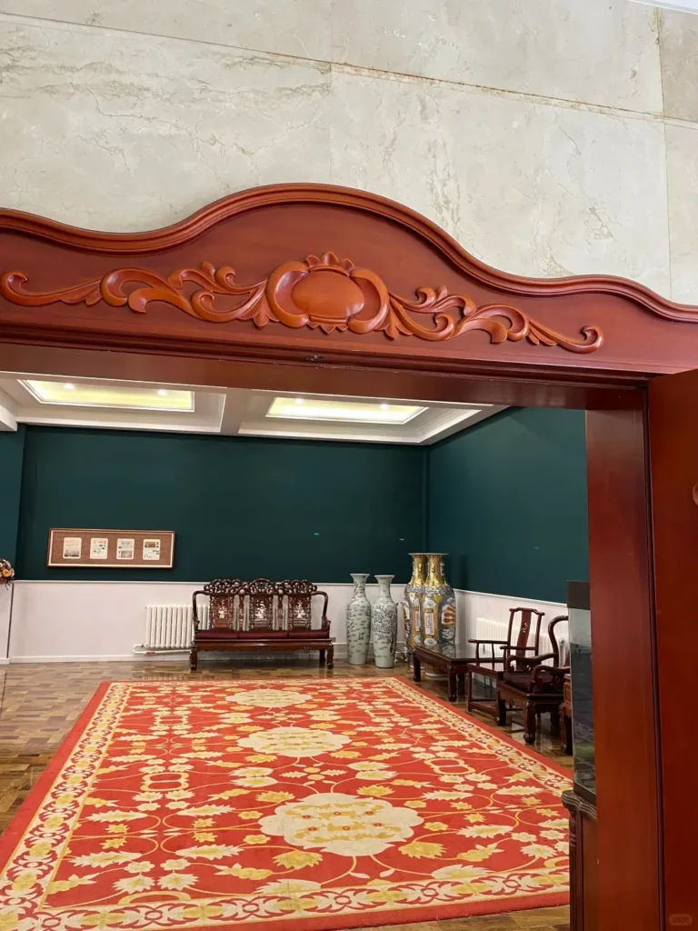 Explore the musical heritage during your Liaoyuan itinerary.
Liaoyuan travel guide.
Liaoyuan travel guide
Things to do in Liaoyuan
Liaoyuan attractions
Liaoyuan itinerary
Sika Deer
Pipa Museum
Dongfeng Royal Deer Park
Longshou Mountain