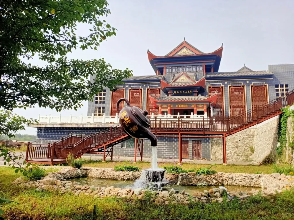 Liaoyuan travel guide.
Liaoyuan travel guide
Things to do in Liaoyuan
Liaoyuan attractions
Liaoyuan itinerary
Sika Deer
Pipa Museum
Dongfeng Royal Deer Park
Longshou Mountain