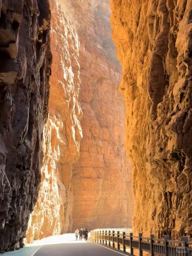 Hiking the Xingtai Grand Canyon is one of the top things to do in Xingtai.
Xingtai travel guide
Things to do in Xingtai
Xingtai attractions
Xingtai itinerary
Xingtai Grand Canyon
Tianhe Mountain