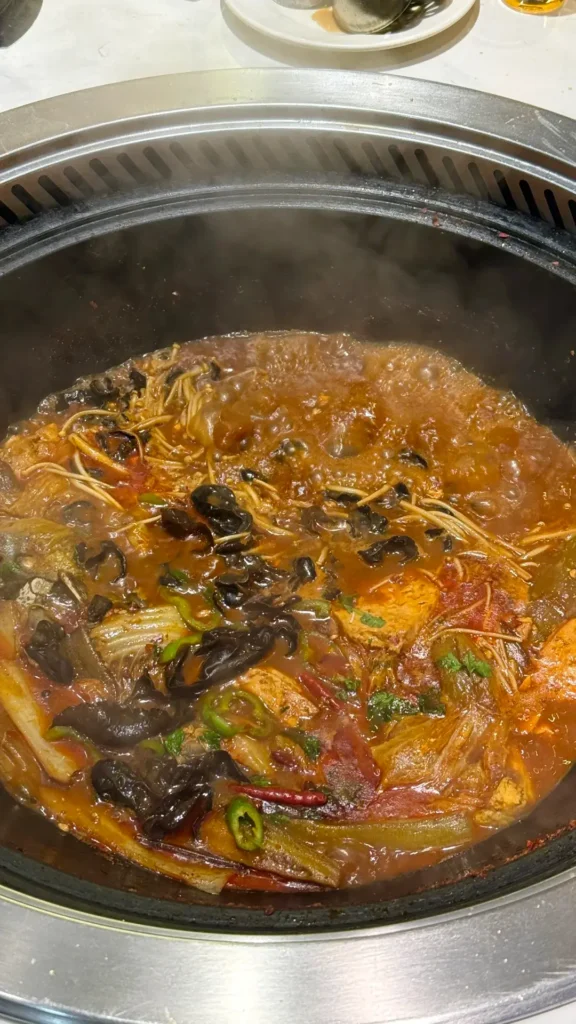 Northeast Iron Pot Stew (Tieguo Dun)