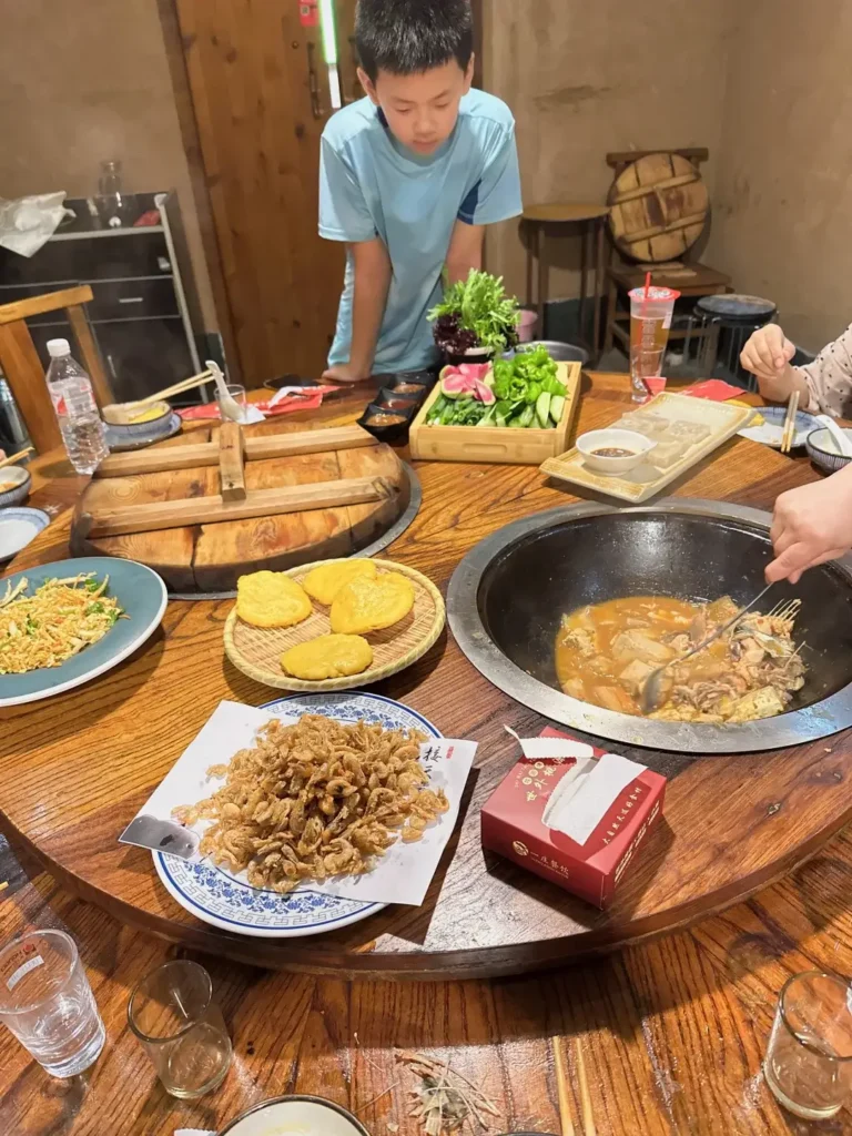 Iron Pot Stew (Tieguo Dun)