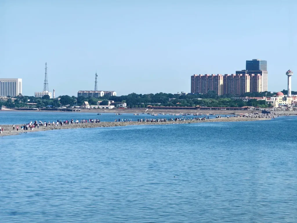 Liaoning travel guide
Things to do in Liaoning
Liaoning attractions
Liaoning itinerary
Shenyang Imperial Palace
Panjin Red Beach
Bijia Mountain (Penholder Mountain)