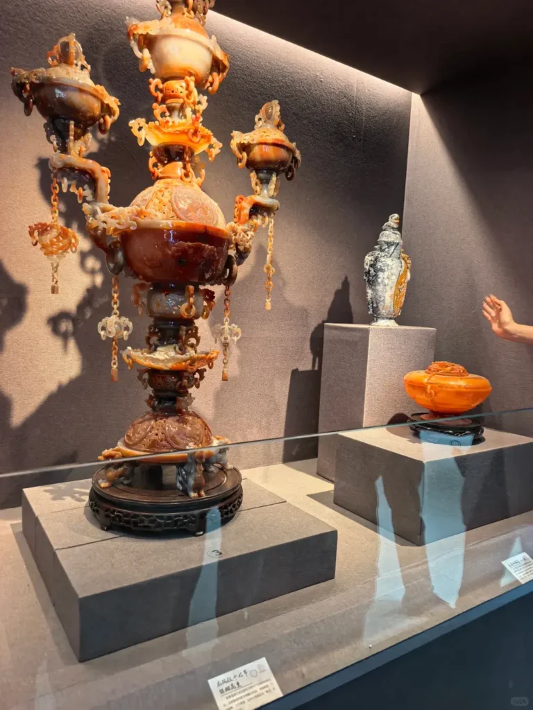Exploring the agate markets is a key highlight in this expert itinerary.
Fuxin travel guide
Things to do in Fuxin
Fuxin attractions
Fuxin itinerary
Fuxin Agate
Haitang Mountain
Ruiying Temple