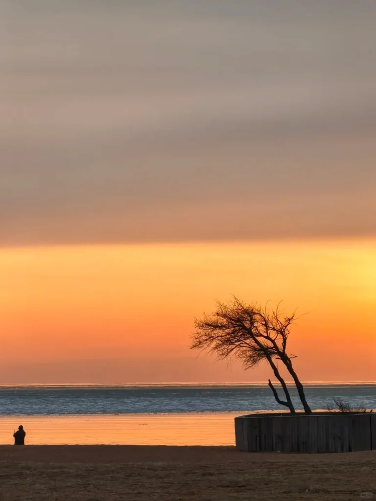 Longwan Beach